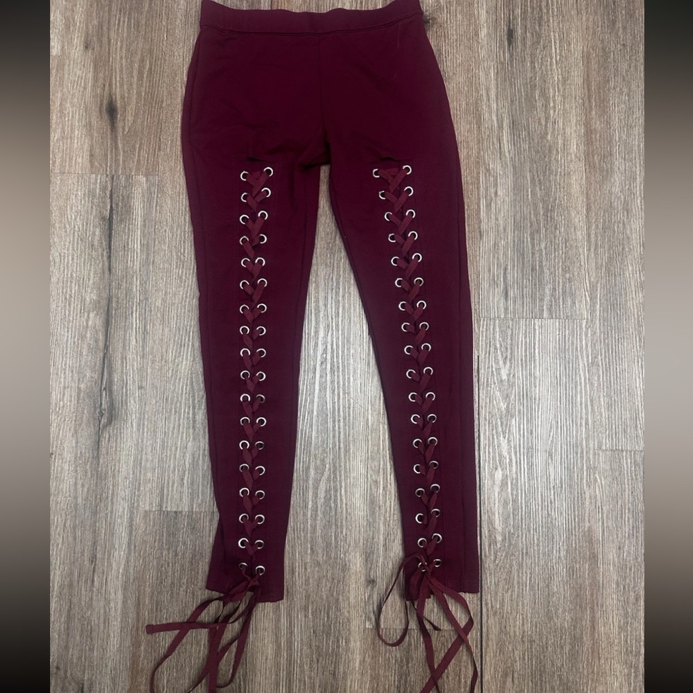 Love Tree Lace-Up Pixie Pant Corset Style Leggings Size SMALL Burgundy